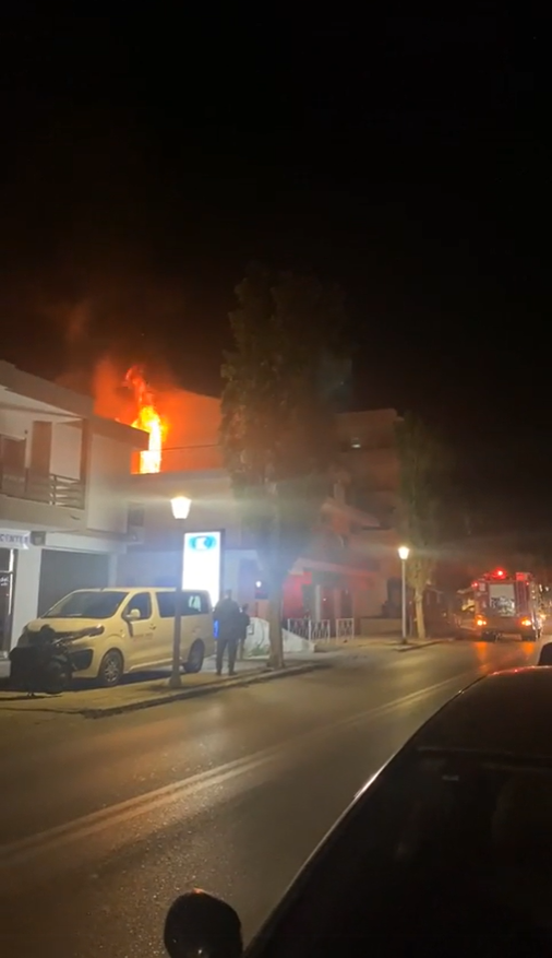 Ρόδος: Φωτιά προκάλεσε τεράστιες ζημιές σε διαμέρισμα