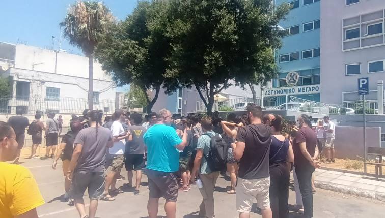 Προθεσμία πήραν οι οκτώ φοιτητές – Συγκέντρωση αλληλεγγύης και πορεία στο κέντρο των Χανίων