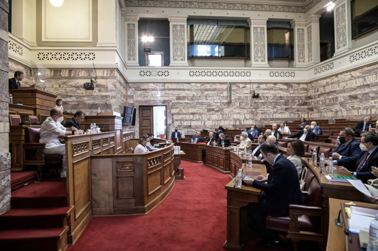 Αιχμές Ν. Παναγιωτόπουλου σε στελέχη των Ε.Δ. για διαρροές – Αφορμή αναφορά του Γ. Μπουρνού (video)