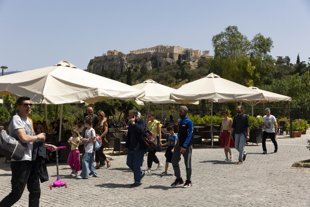 Νέο κύμα πανδημίας: Ελεγχόμενη αύξηση κρουσμάτων και επαγρύπνηση ― Πλεύρης, Γκάγκα, Μαγιορκίνης στην ΕΡΤ