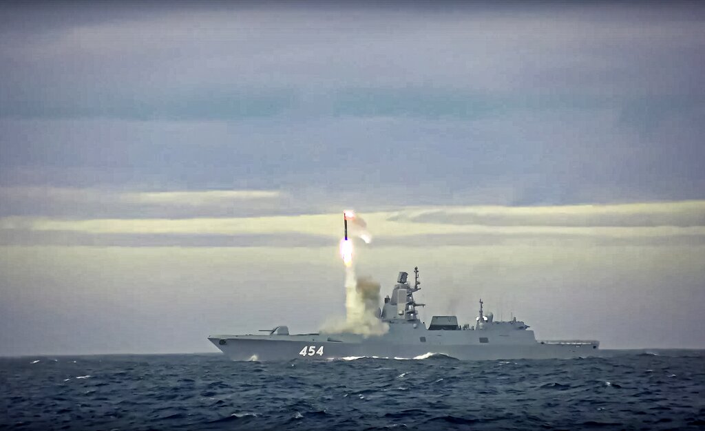 Η Ρωσία διεξάγει στρατιωτικές ασκήσεις στη Βαλτική Θάλασσα