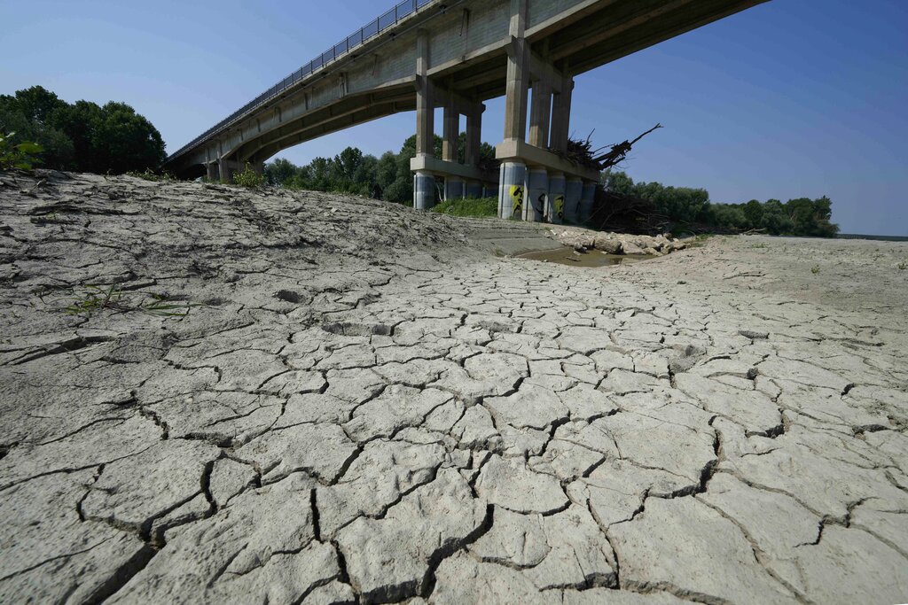 Η Ιταλία προς κατάσταση έκτακτης ανάγκης λόγω λειψυδρίας – 3 δις ευρώ οι ζημιές στη γεωργία (video)