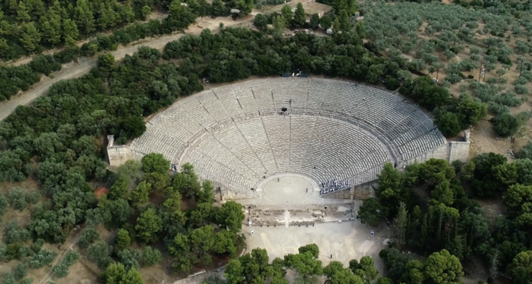 Φεστιβάλ Αθηνών Επιδαύρου: Ξεκινά τη μεταφορά του κοινού με λεωφορείο από και προς την Επίδαυρο – Νεά πακέτα προσφορών