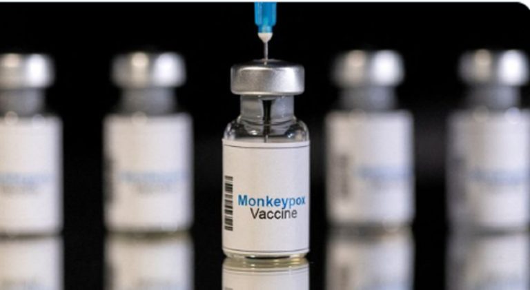 ΕΜΑ – Ευλογιά των πιθήκων: Σε διαπραγματεύσεις για να αυξηθεί η παραγωγή του εμβολίου κατά της ευλογιάς