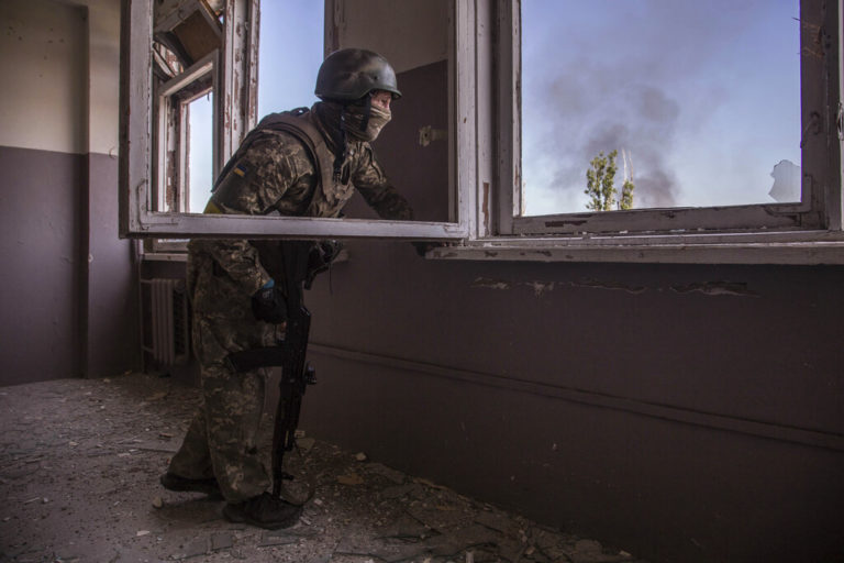 Ουκρανία: Στα χέρια των Ρώσων τα 4/5 του Σεβεροντονέτσκ – Νέοι βομβαρδισμοί στα περίχωρα του Χαρκόβου