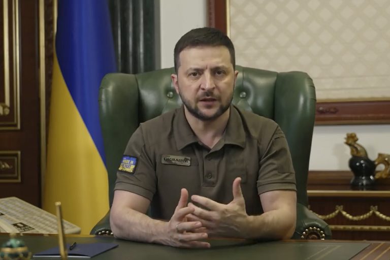 Ουκρανία: Ο B. Ζελένσκι αναμένει ότι σύντομα η χώρα του θα αποκτήσει καθεστώς υποψήφιας προς ένταξη στην Ε.Ε