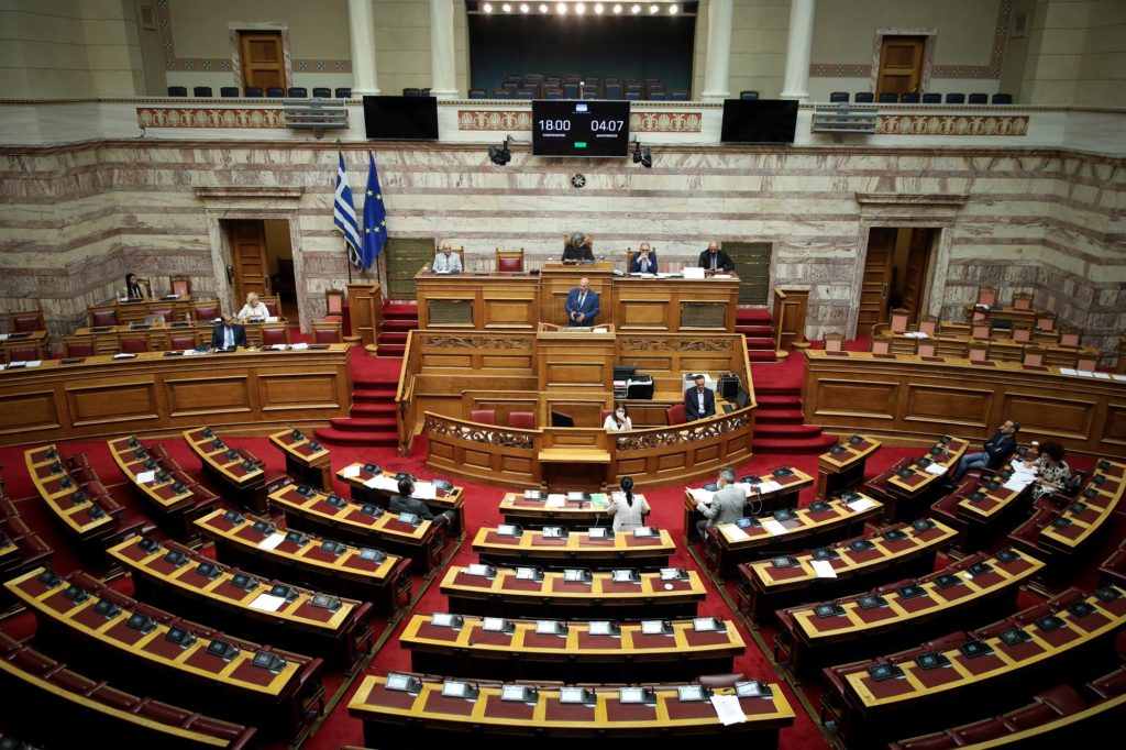 Βουλή: Ψηφίστηκε ο νέος Κώδικας Οργανισμού Δικαστηρίων – Κ. Τσιάρας: Kριτήρια αξιολόγησης των δικαστών για πρώτη φορά