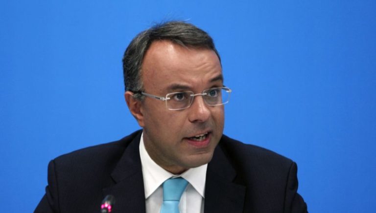 Σταϊκούρας: Η χώρα επανατοποθετήθηκε στην ομάδα των «κανονικών» χωρών της Ευρωζώνης – Βιώσιμο το χρέος