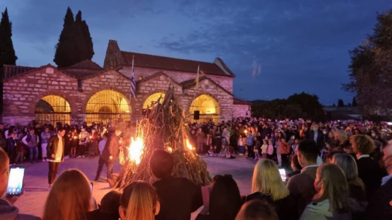 Αναβιώνει και φέτος το έθιμο στην Άρτα του Αι Γιάννη Ριγανά στην πλατεία Αγίας Θε-οδώρα