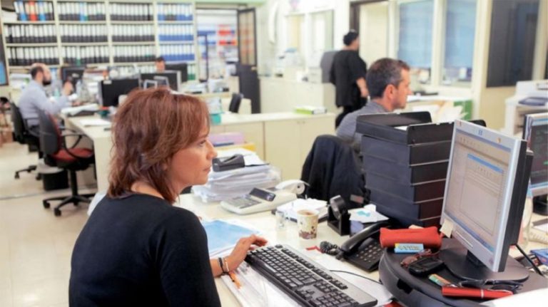 ΕΦΚΑ: Με μισθό 330 ευρώ καθαρά ένας στους τρεις εργαζόμενους στον ιδιωτικό τομέα