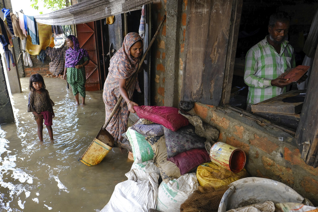 Μπανγκλαντές: Τουλάχιστον 68 νεκροί από τις πλημμύρες