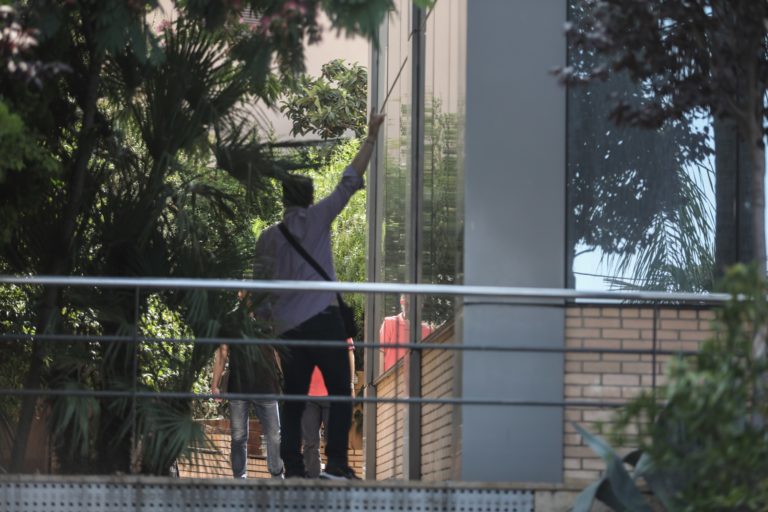 Ληστεία σε μεγάλη δισκογραφική εταιρεία στη Βούλα