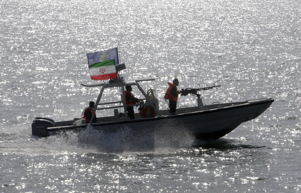 Ιράν: Οι Φρουροί της Επανάστασης κατάσχεσαν πλοίο με λαθραίο πετρέλαιο