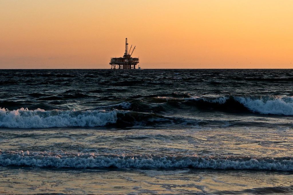 Έρευνα: Οι άνθρωποι ευθύνονται για πάνω από το 90% των πετρελαιοκηλίδων στις θάλασσες
