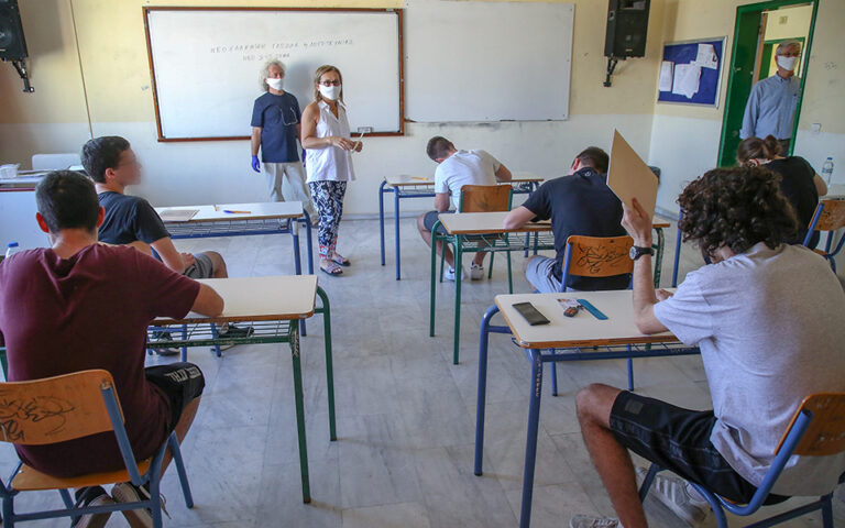 Ποσοστό συμμετοχής 93,4% στις σημερινές Πανελλαδικές εξετάσεις των ΓΕΛ