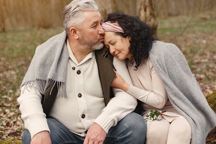 Περνούν καλύτερα στο κρεβάτι οι «baby boomers»;