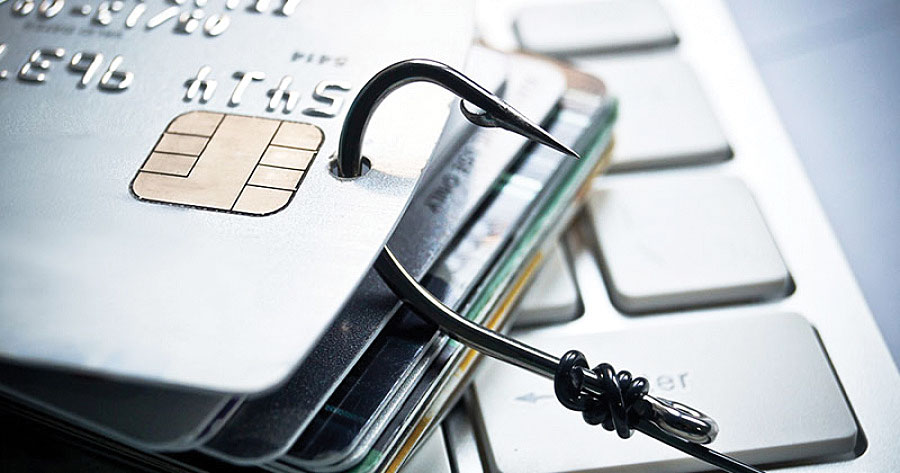 Αλμυρός: Απέσπασε τους κωδικούς τραπεζικής κάρτας 80χρονου και πήρε 10.000€