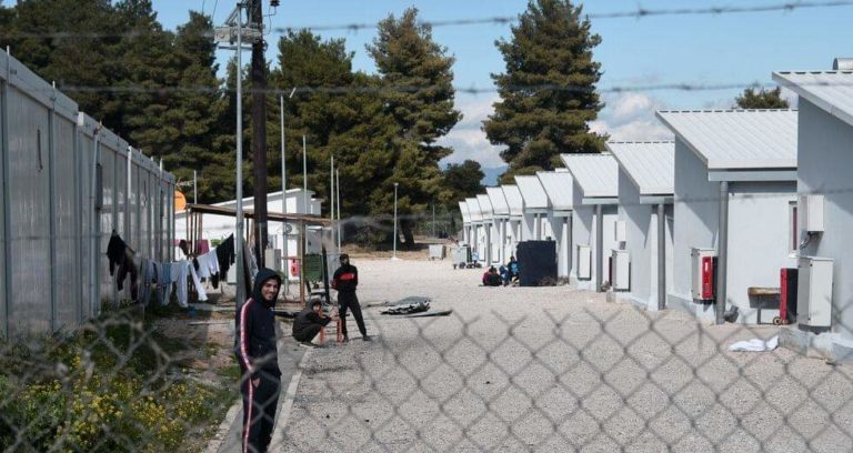Σάμος: Ενώνουν τις φωνές τους για να δοθεί άσυλο στον Σισσέ