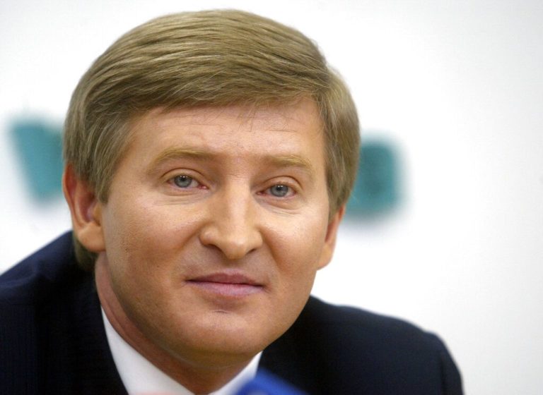 Ρινάτ Αχμέτοφ: Ο ιδιοκτήτης της χαλυβουργίας Αζοφστάλ κατέθεσε αγωγή κατά της Ρωσίας