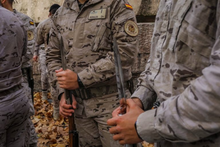 Ισπανία: Αύξηση στρατιωτικών δαπανών στο 2% του ΑΕΠ, ενόψει της Συνόδου του ΝΑΤΟ στη Μαδρίτη