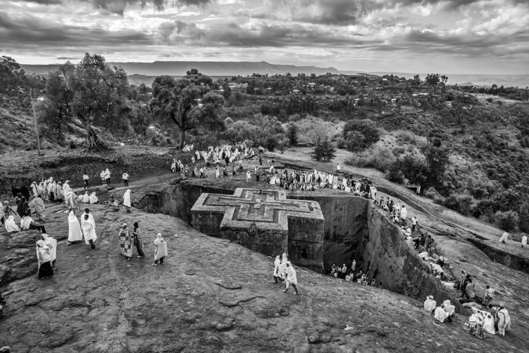 Βυζαντινό Μουσείο: Έκθεση φωτογραφίας για τις χριστιανικές εκκλησίες της Αιθιοπίας – Τις χαρακτηρίζουν το 8ο θαύμα του κόσμου