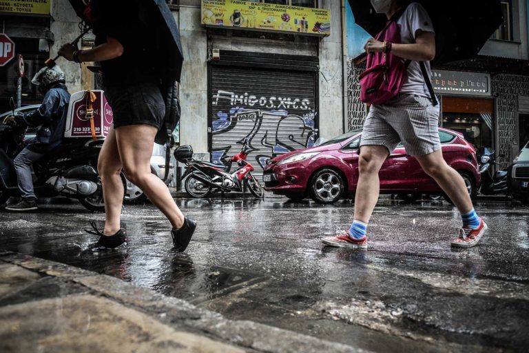 O καιρός με τον Π. Γιαννόπουλο: Εβδομάδα σε τροχιά αστάθειας – Δευτέρα με 36οC, αλλά και καταιγίδες