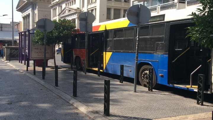 Θεσσαλονίκη: Στον Εισαγγελέα ο οδηγός που κατέβασε 11χρονο από το λεωφορείο επειδή δεν φορούσε μάσκα
