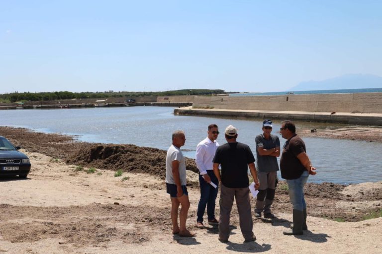 Ροδόπη: Ο Ν. Τσαλικίδης στη διάνοιξη διαύλου και καθαρισμού στο λιμάνι Ιμέρου