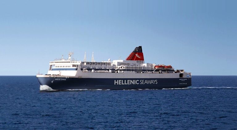 Με καθυστέρηση μιάμισης ώρας αναχώρησε το “Νήσος Σάμος” από το Λιμάνι της Μυτιλήνης (video)