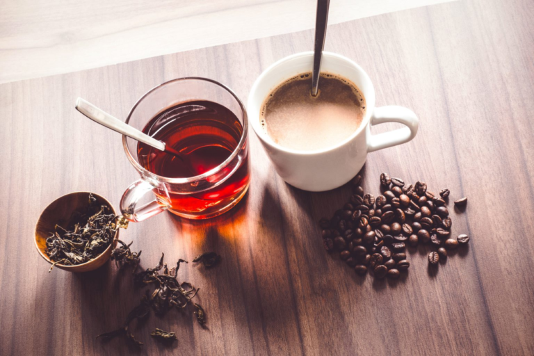 Ο καφές και το τσάι μειώνουν τον κίνδυνο άνοιας