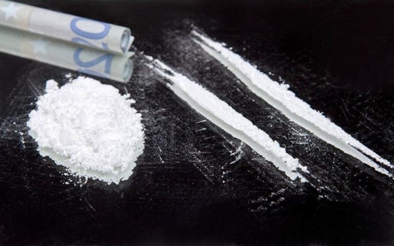 Χανιά: Σύλληψη για κατοχή κοκαΐνης και αναβολικών