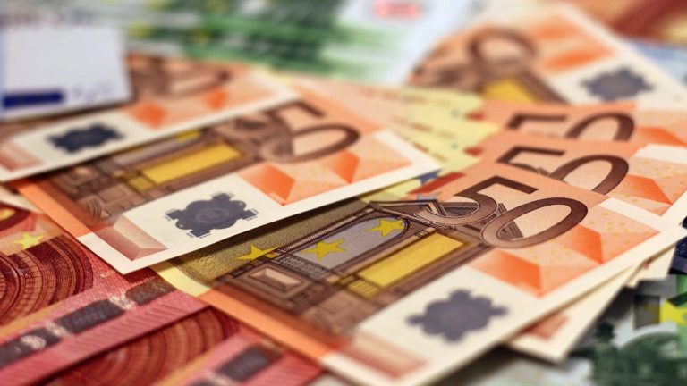 Προϋπολογισμός: Στα 15,5 δισ. ευρώ ο «λογαριασμός» των φοροαπαλλαγών – Εκτοξεύθηκε κατά 2,67 δισ. το κόστος σε ένα χρόνο