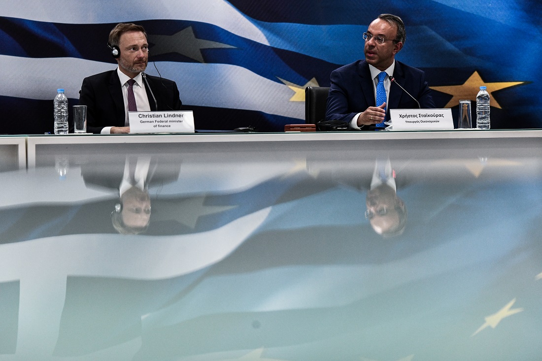 ΣΥΝΑΝΤΗΣΗ ΤΟΥ ΥΠ. ΟΙΚΟΝΟΜΙΚΩΝ ΧΡ. ΣΤΑΪΚΟΥΡΑ ΜΕ ΤΟΝ ΥΠ. ΟΙΚΟΝΟΜΙΚΩΝ ΤΗΣ ΓΕΡΜΑΝΙΑΣ CHRISTIAN LINDNER(ΤΑΤΙΑΝΑ ΜΠΟΛΑΡΗ/EUROKINISSI)