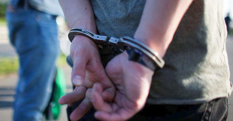 Συνελήφθη ζευγάρι στην Πιερία με 52 γραμμάρια κοκαΐνης