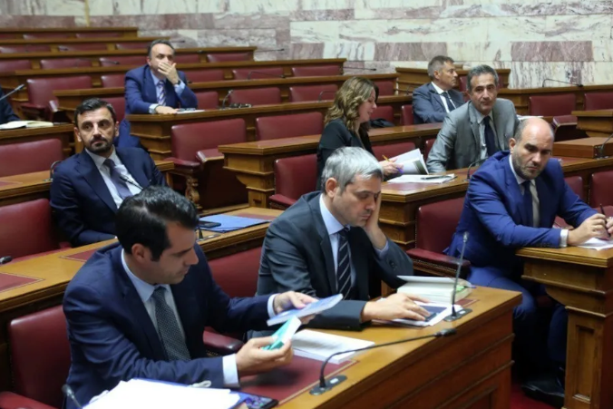 Γ. Οικονόμου: Ο Παπαγγελόπουλος παραπέμπεται σε δίκη ενώ ο Τσίπρας πανηγυρίζει – Για «διαστροφή της πραγματικότητας» μιλούν βουλευτές της ΝΔ