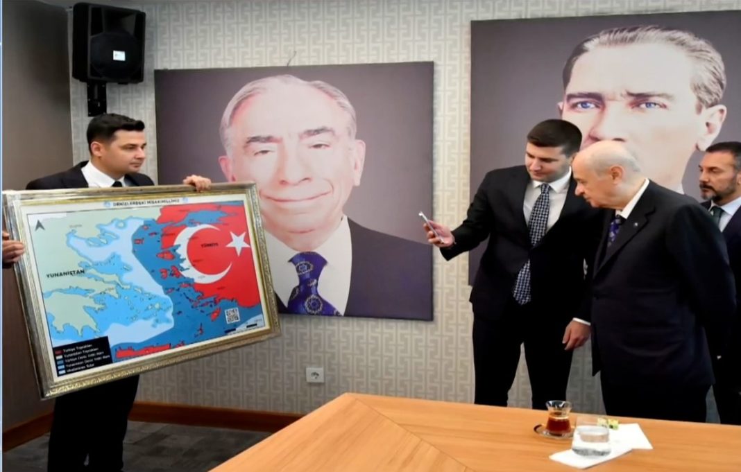Τουρκικά ΜΜΕ: Προκάλεσε μεγάλο φόβο στους Έλληνες ο χάρτης που παρουσιάστηκε από τον Μπαχτσελί