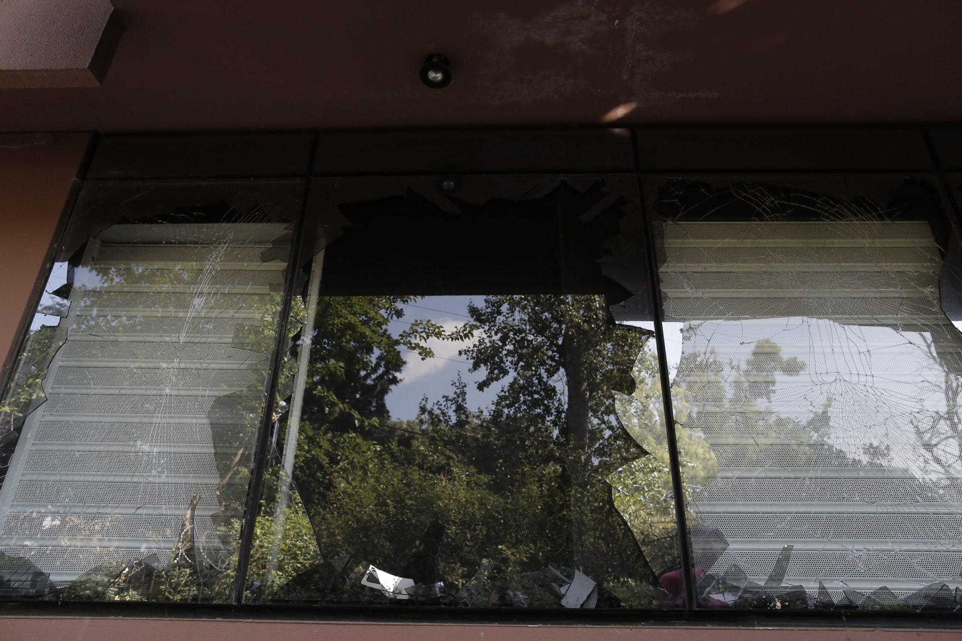 Ανάληψη ευθύνης για την επίθεση στη ΔΟΥ Αμαρουσίου από την οργάνωση «Έμπρακτα Αλληλέγγυοι Αναρχικοί»