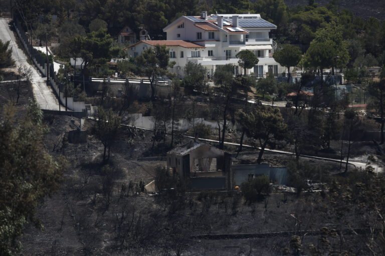 Φωτιά στην Πεντέλη: Ενεργοποιήθηκε η υπηρεσία Copernicus – Σε 27.817 στρέμματα ανέρχεται η καμένη έκταση