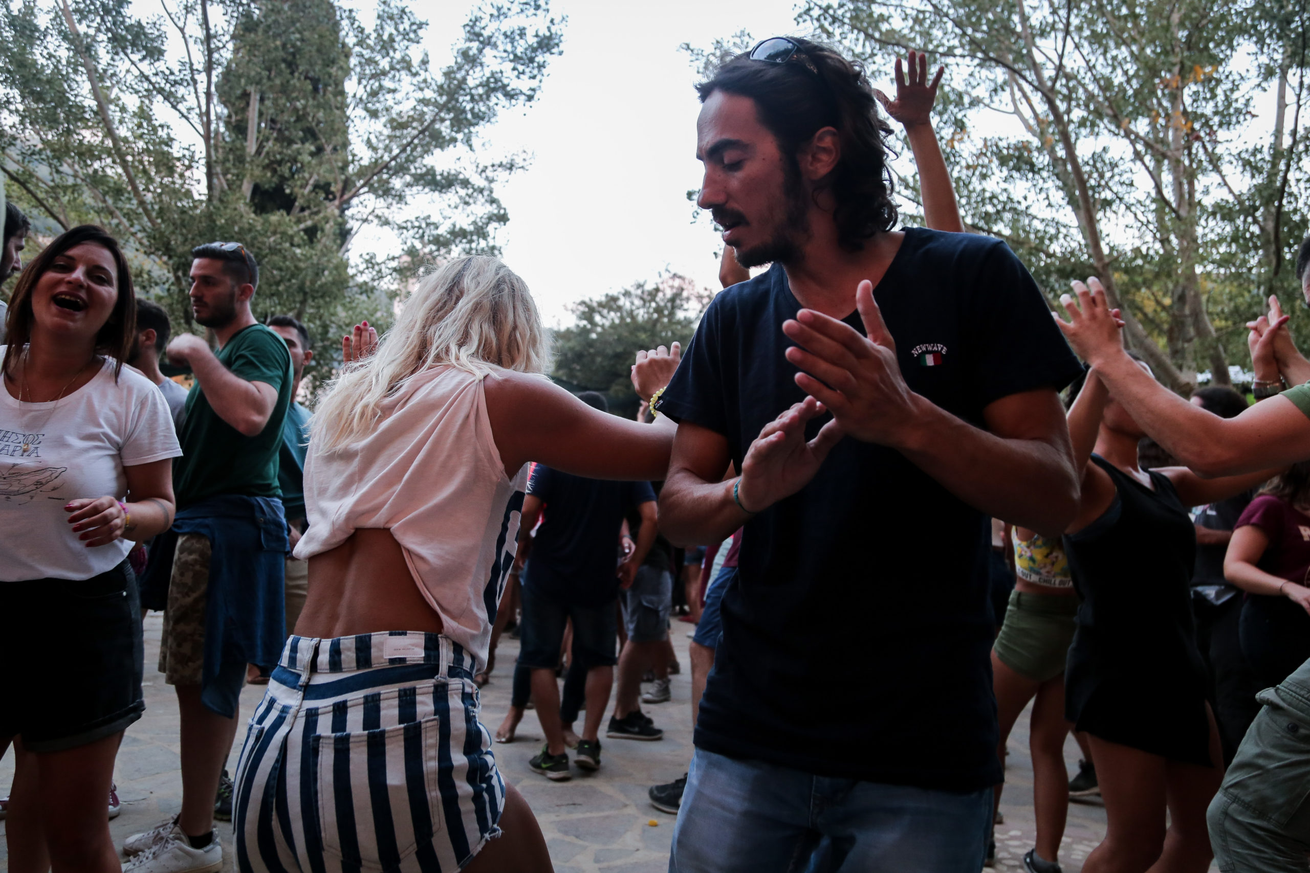 Πανηγύρια ανά την Ελλάδα: Με καβουρμά και άλλα τοπικά εδέσματα γιορτάζουν στο Σταυροσκιάδι Ηπείρου (video)