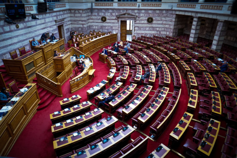 Βουλή: Την προσεχή εβδομάδα στην Ολομέλεια το σχέδιο νόμου για την Ιατρικώς Υποβοηθούμενη Αναπαραγωγή