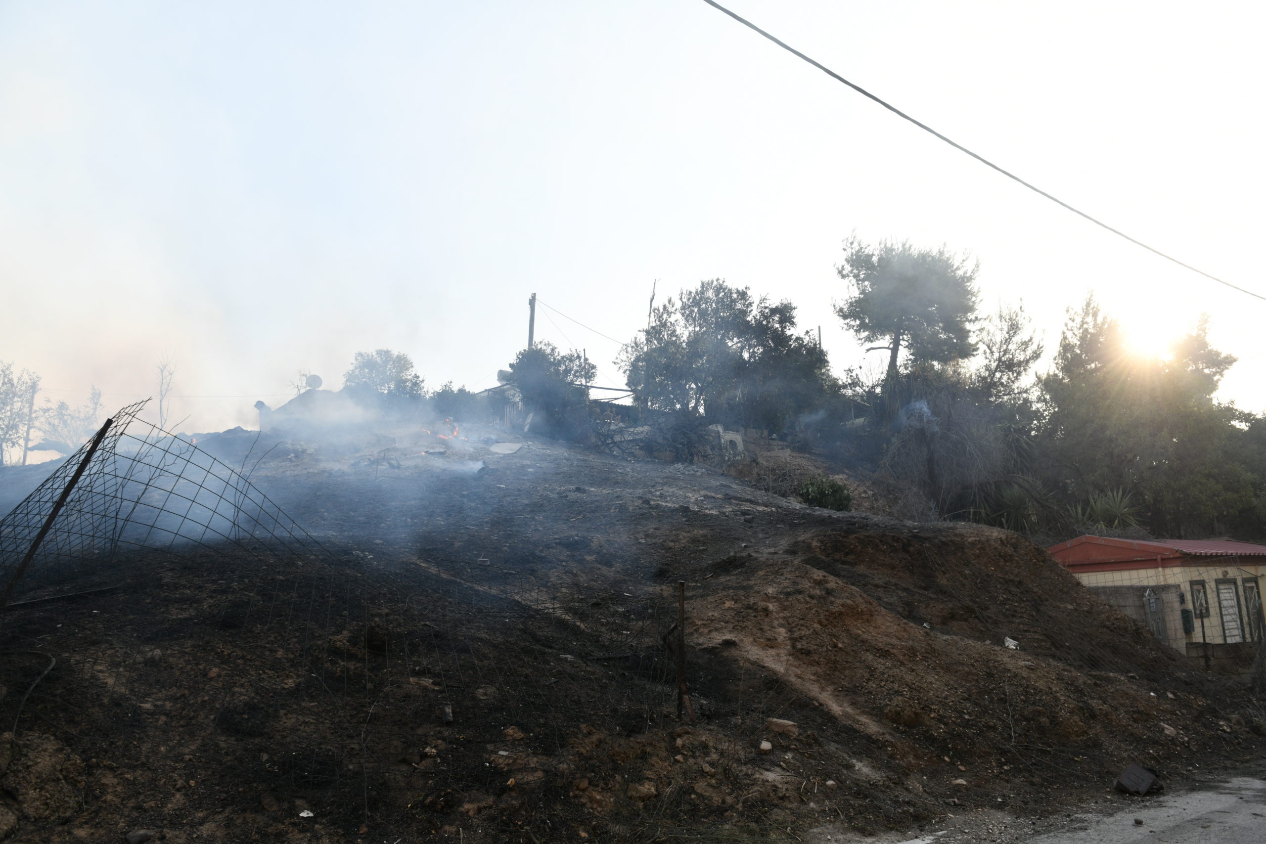 Οριοθετήθηκε η πυρκαγιά στην Μεγαλόπολη Αρκαδίας