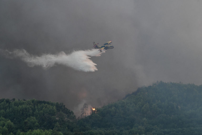 Πολύ υψηλός ο κίνδυνος πυρκαγιάς σε Αργολίδα, Κορινθία, τμήματα της Αρκαδίας και Ανατολικής Λακωνίας