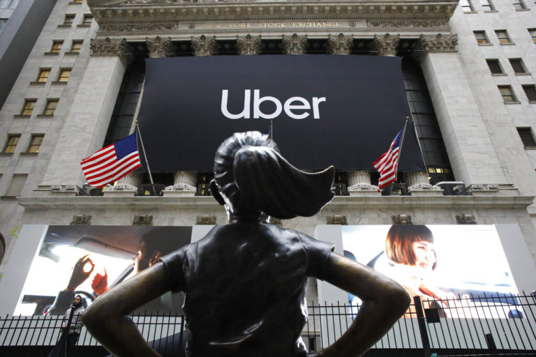 Uber: Σάλος για τις βίαιες μεθόδους, τις δωροδοκίες και τους εκβιασμούς (video)