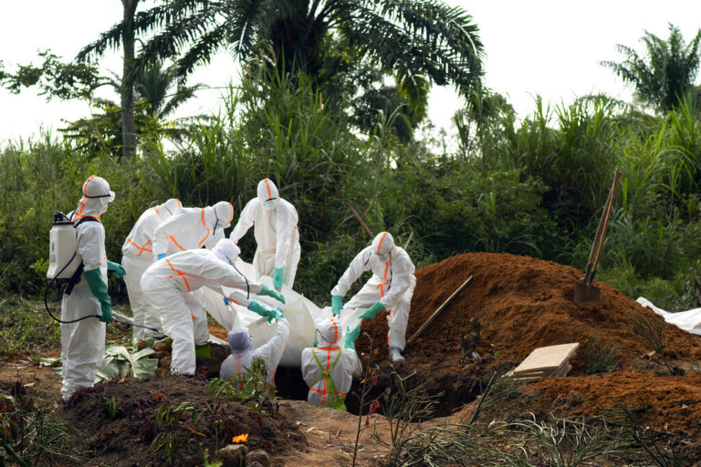 ΠΟΥ: Η Λαϊκή Δημοκρατία του Κονγκό κήρυξε το τέλος του 14ου ξεσπάσματος του Έμπολα