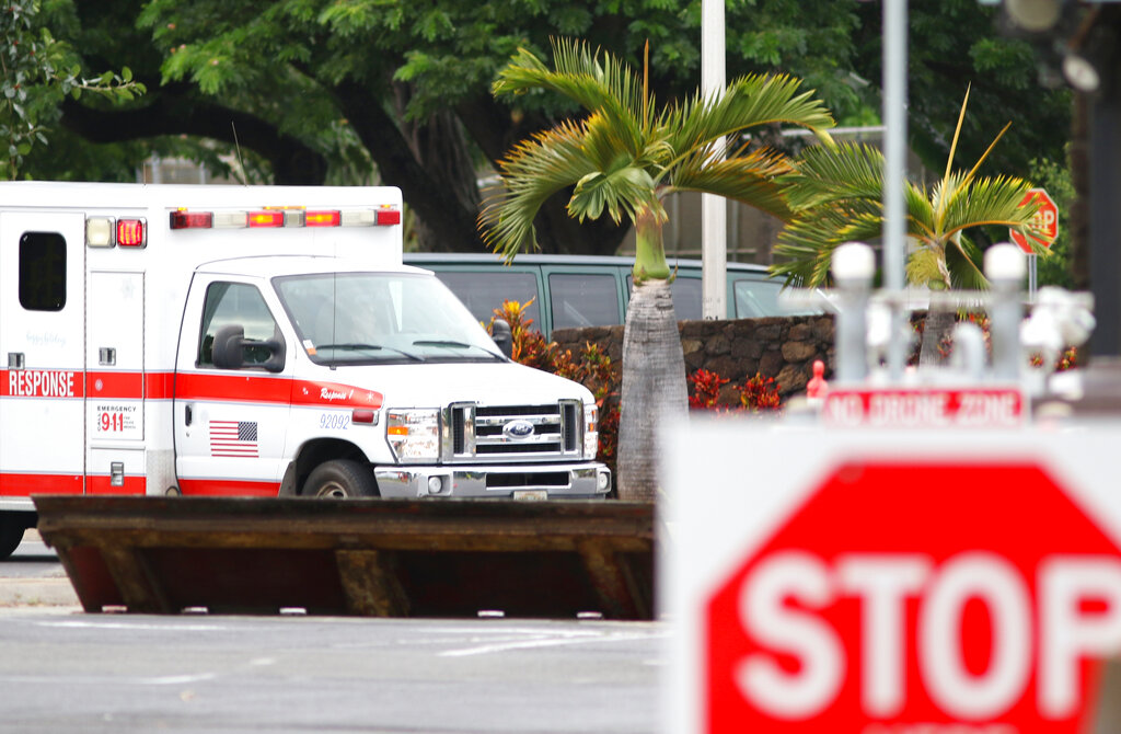 Χαβάη: Άνδρας βρέθηκε με κομμένο χέρι από σπαθί έξω από κατάστημα
