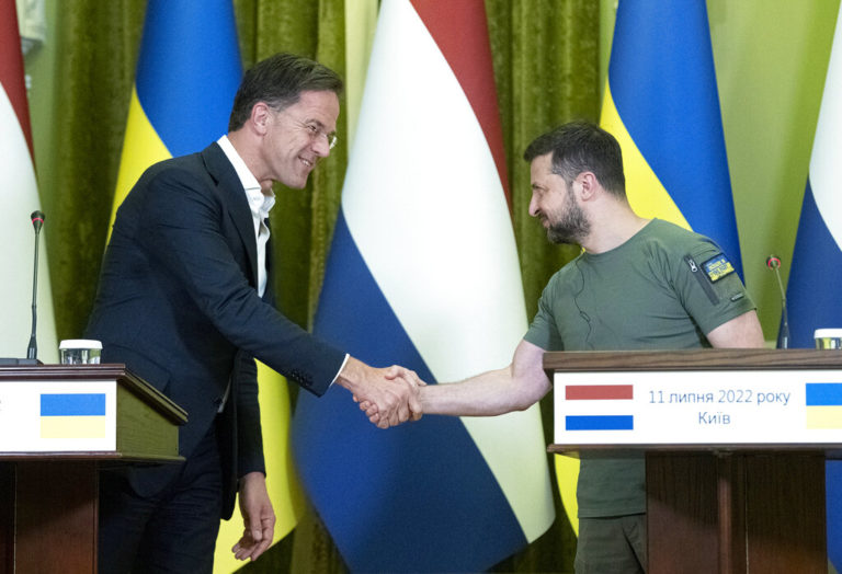 Ουκρανία: Νέα στρατιωτική και οικονομική βοήθεια από την Ολλανδία στο Κίεβο