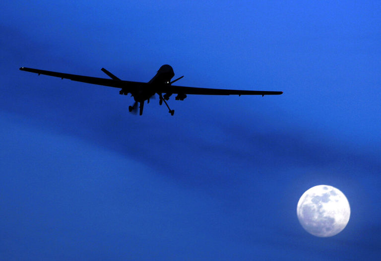 Συρία: Ρωσικές δυνάμεις ισχυρίζονται ότι κατέρριψαν 2 οπλισμένα drone που επιτέθηκαν στη βάση Χμεϊμίμ