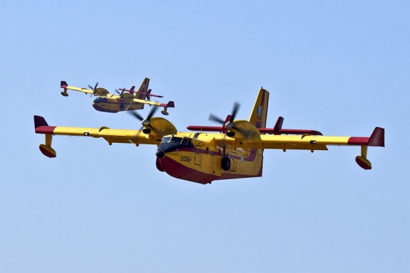 Συνδρομή από τη χώρα μας προς την Αλβανία με δύο Canadair για αντιμετώπιση μεγάλης δασικής πυρκαγιάς
