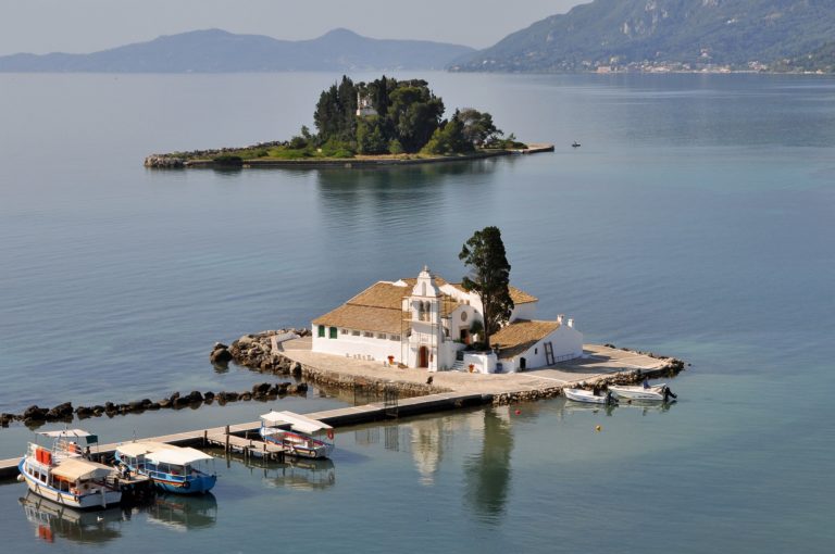 Κέρκυρα: «Απογειώνεται» τουριστικά το νησί – Ο Ιούνιος έκλεισε με πληρότητα 90% στα ξενοδοχεία