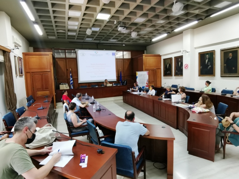 Συντονισμός και κοινές αποφάσεις για ανάδειξη έμφυλων ζητημάτων στα Τρίκαλα